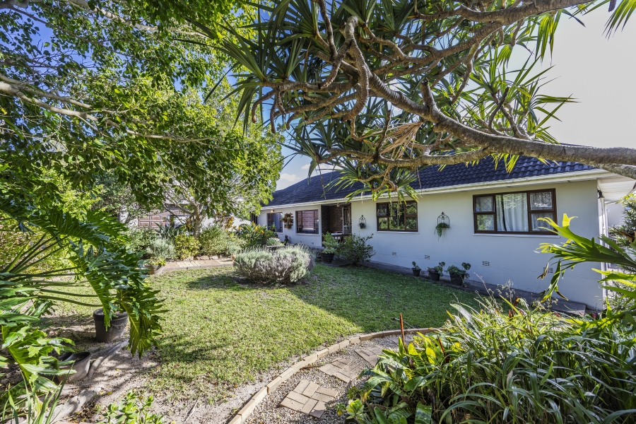3 Bedroom Property for Sale in Beacon Bay North Eastern Cape